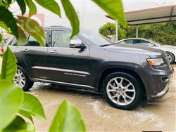 جیپ گراند شیرۆکی